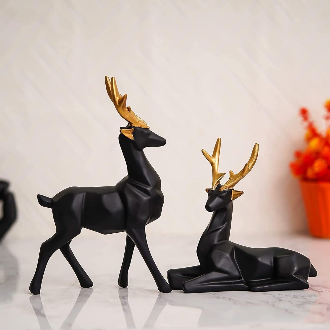 Arrakasta Crafts Resin Black DeerHiran Showpiece for Home Office Decor Set of 2 Deer