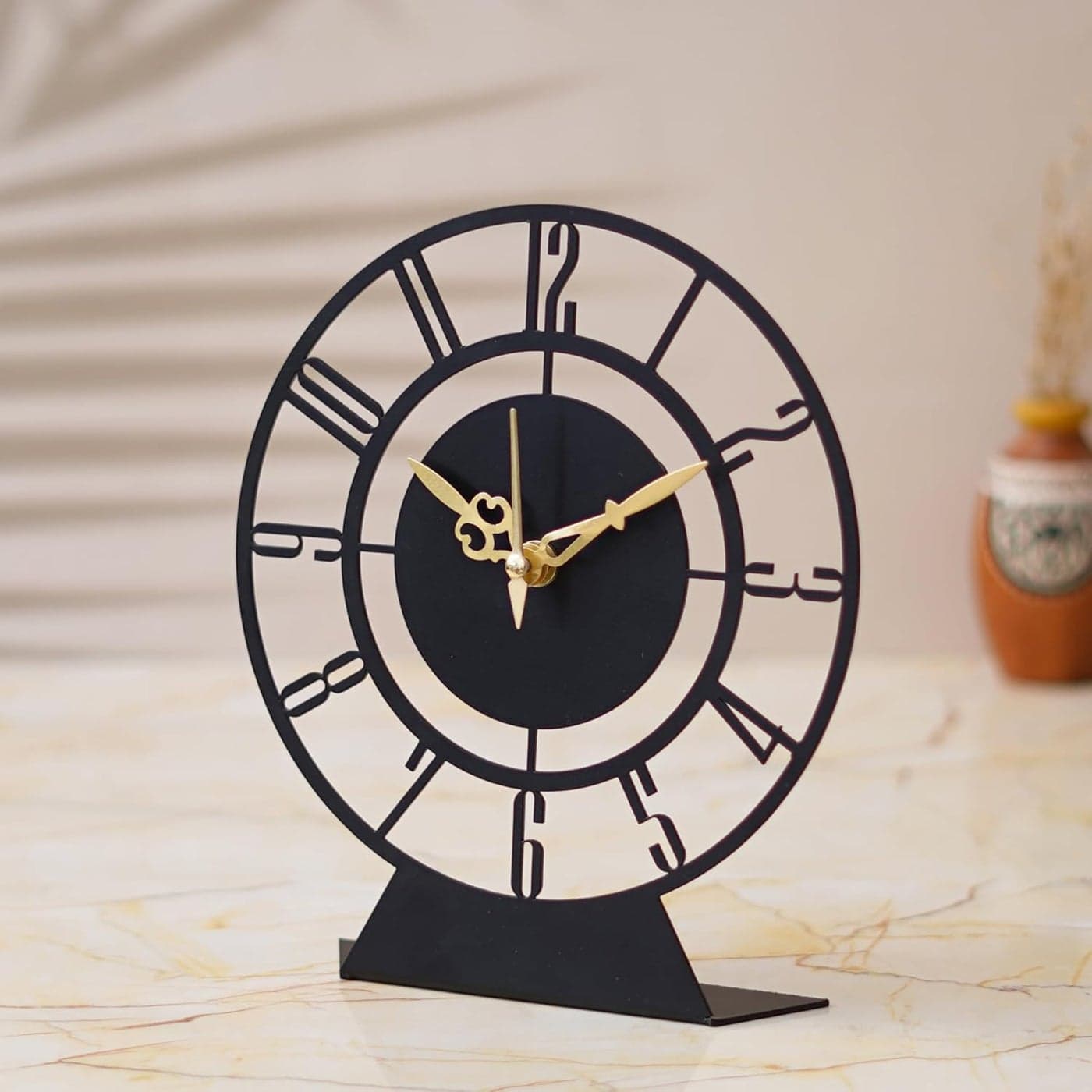 Ingo creation Modern Artistic Decorative Metal Table Clock Desk Clock for Living Room Dining Room Office Home Decor Black