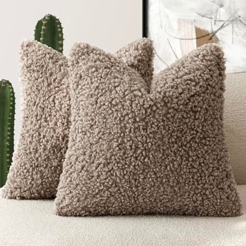 Foindtower 2 Pieces 16x16 Inch Khaki, Faux Fur Throw Pillow Cover Accent Sherpa Pillow Fuzzy Soft Pillowcases Sheepskin Decorative Fleece Cushion Case for Bed Couch Living Room