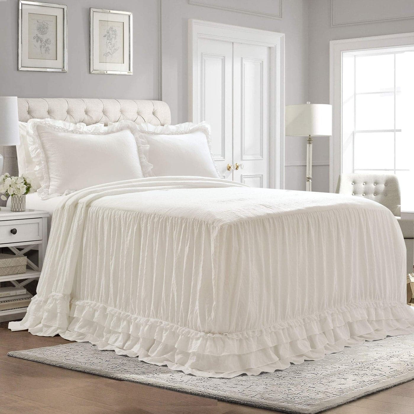 Lush Decor Ella Vintage Chic Ruffle Lace Bedspread White Farmhouse Style Lightweight 3 Piece Set Queen