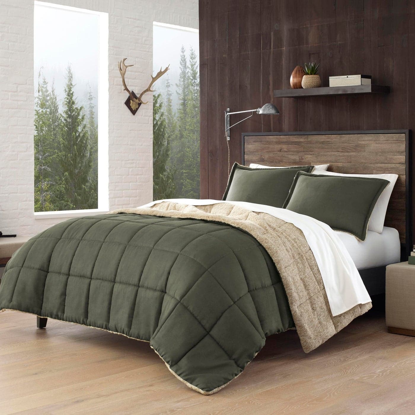 Eddie Bauer King Comforter Set Reversible Sherpa Bedding with Matching Shams Cozy Warm Home Decor OekoTex Certified Sherwood Green King