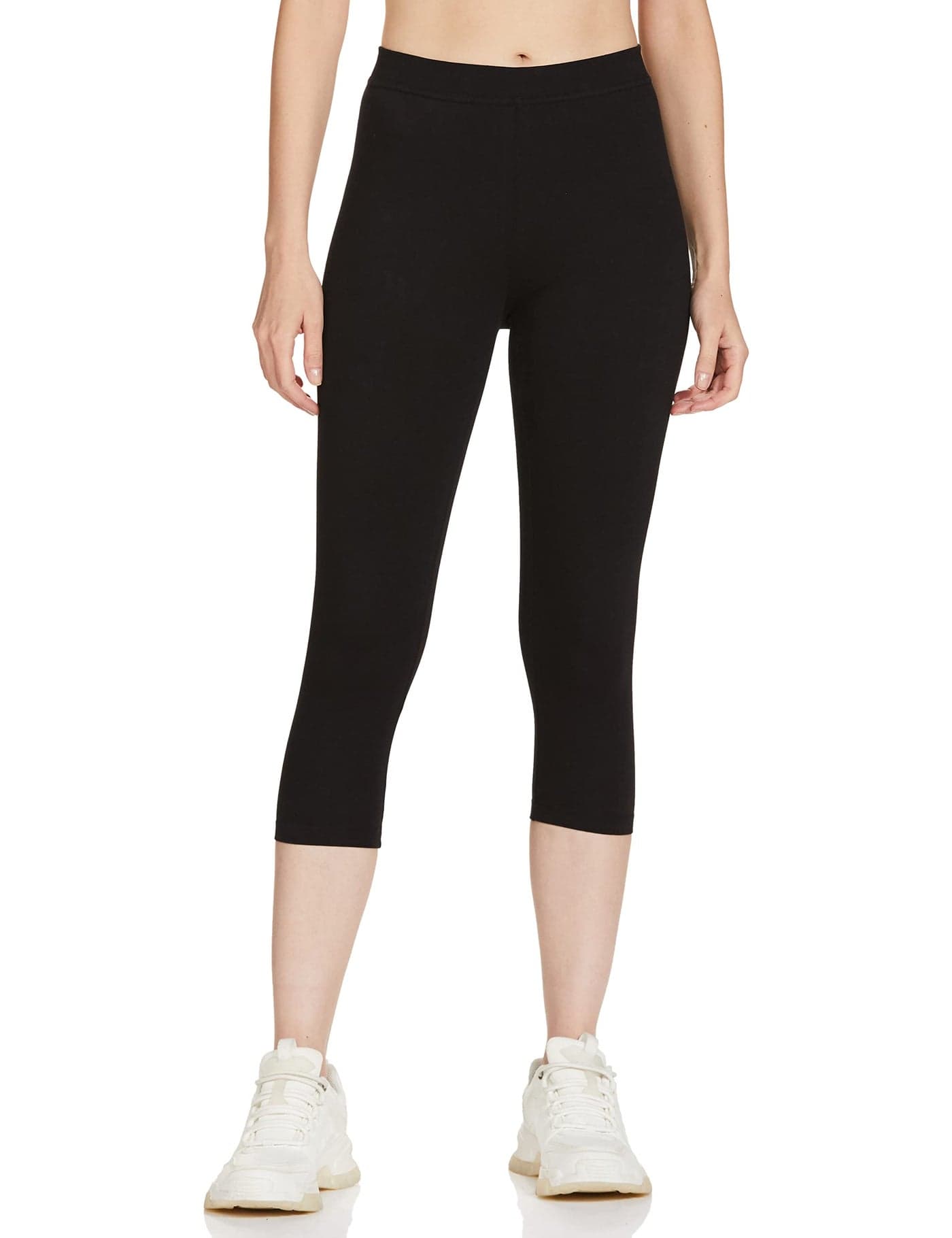 Max Women Solid Elasticated Three-Quarter Regular Fit Mid Rise Leggings,Black,Medium
