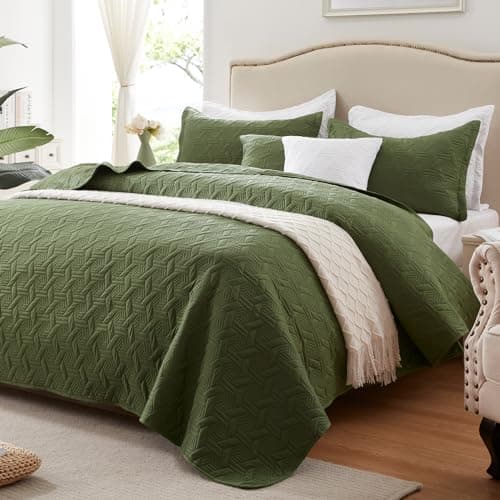 Quilt Set King Size, Lightweight Olive Green Bedspread-98''x106'', Soft Microfiber Summer Quilt, Luxurious Warm Bedding Sets for All Seasons-3 Pieces (Includes 1 Quilt, 2 Shams)