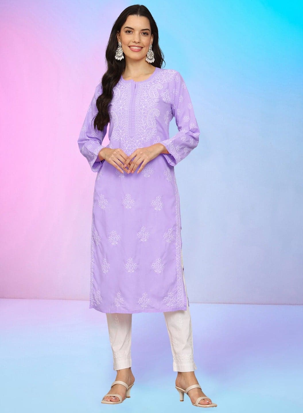 Women Hand Embroidered Chikankari Cotton Kurta-AL4043