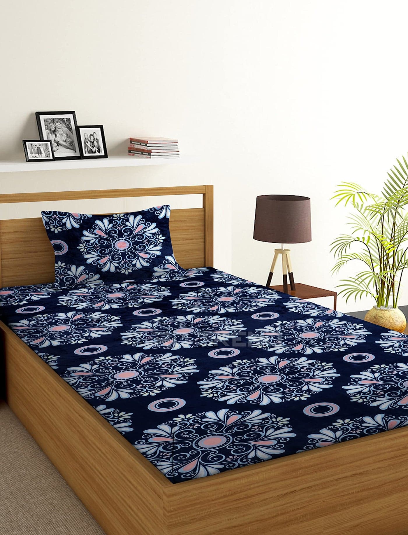 RD TREND 190 GSM Flannel Elastic Warm Printed bedsheets for Winter Single Fitted Size (72x48x8 Inches) with 1 Pillow Cover Size (18x28 Inches) Color- Blue Chakri