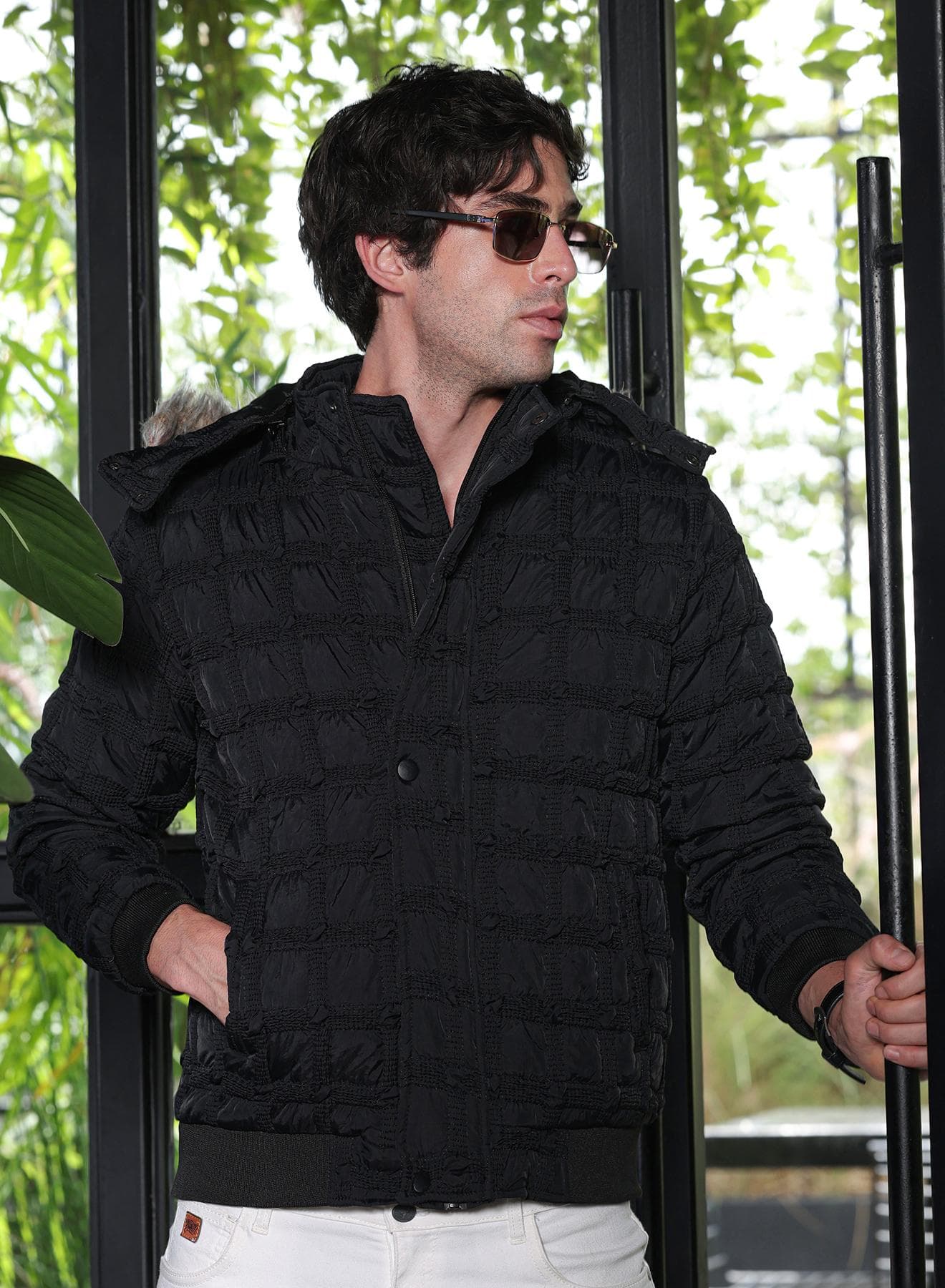 Men's Obsidian Black Grid-Tactile Puffer Jacket