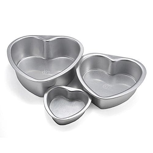 DN Creation Aluminium Heart Shape Cake Mould Set of 3 Pieces