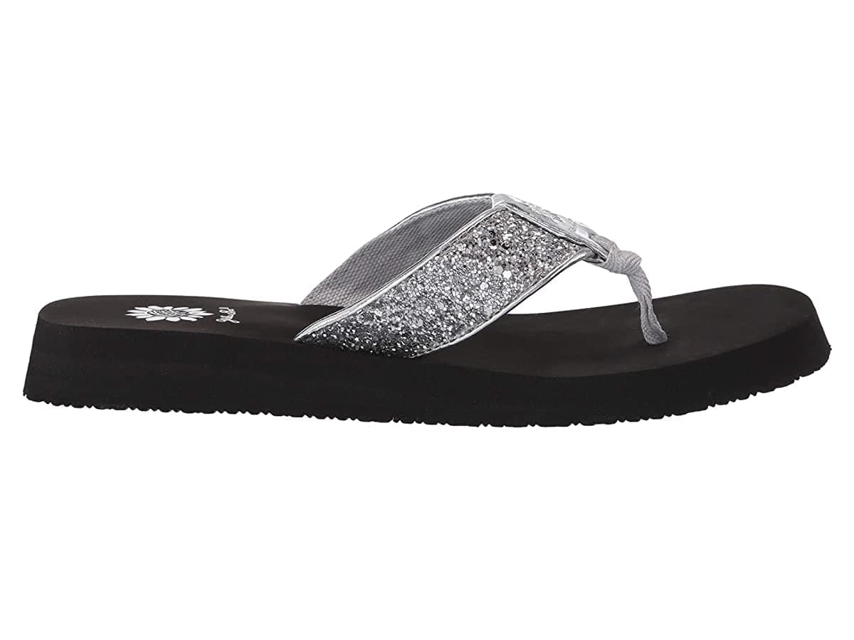Yellow Box Womens Feliks FlipFlop Silver 75 M US