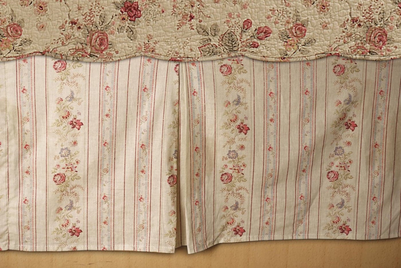 Greenland Home Antique Rose Bed Skirt King Multi