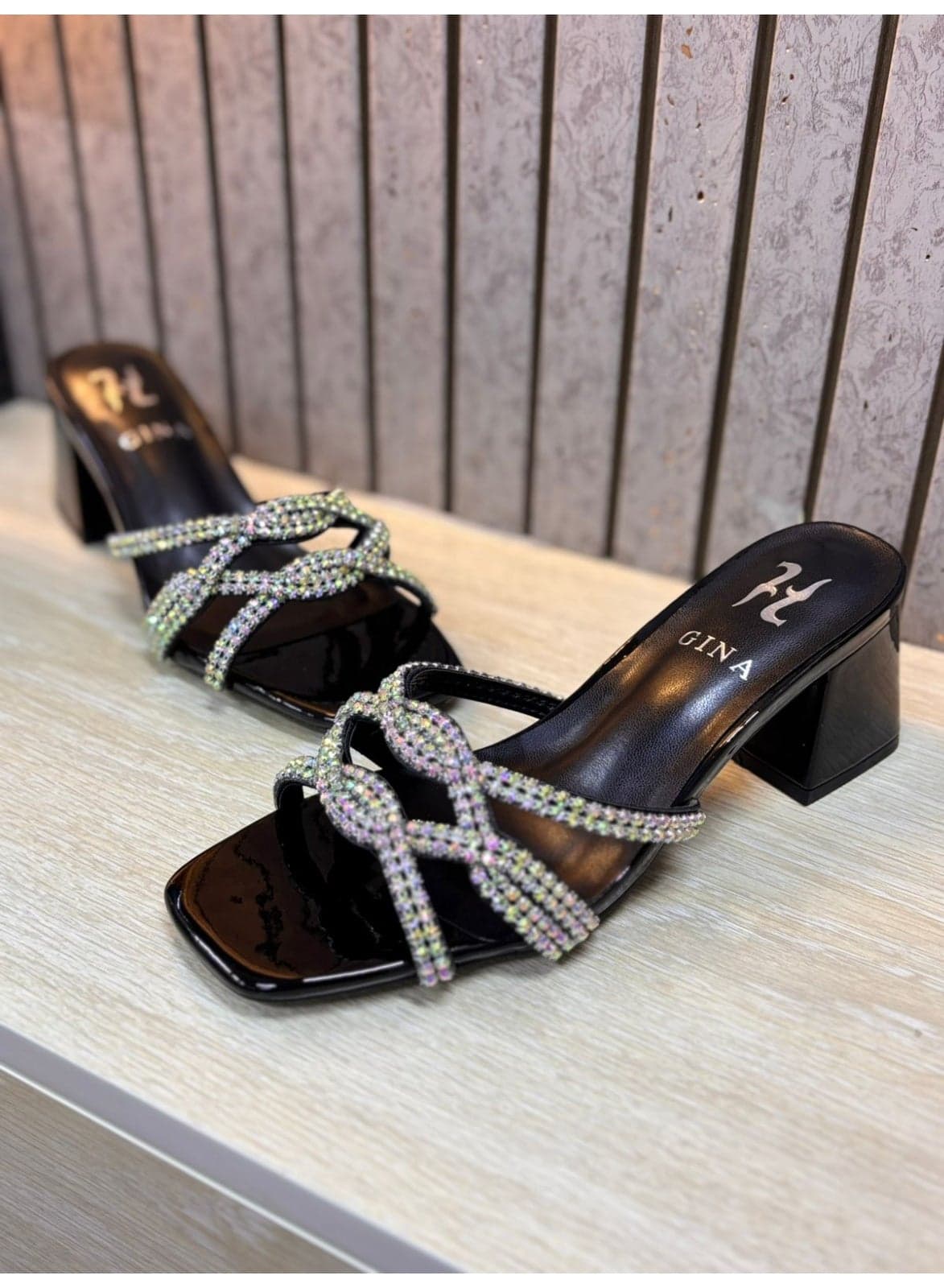 GINA Ladies Fancy Black Heel Slipper