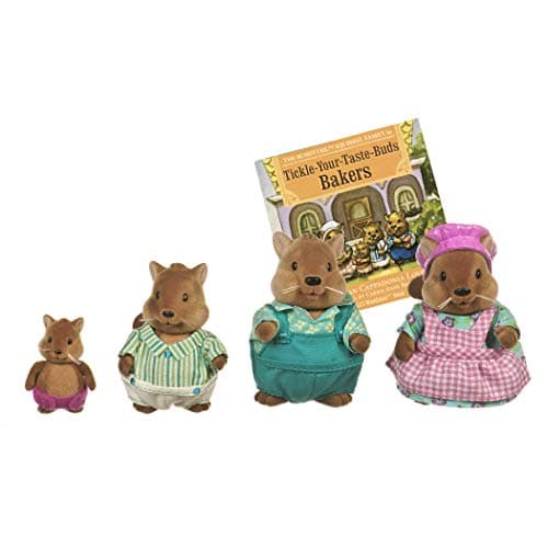 Lil Woodzeez Bushytails Squirrel Family Set of 4 Collectible Posable Figures with Storybook for Pretend Play Doll Fun and Creative 3 Years