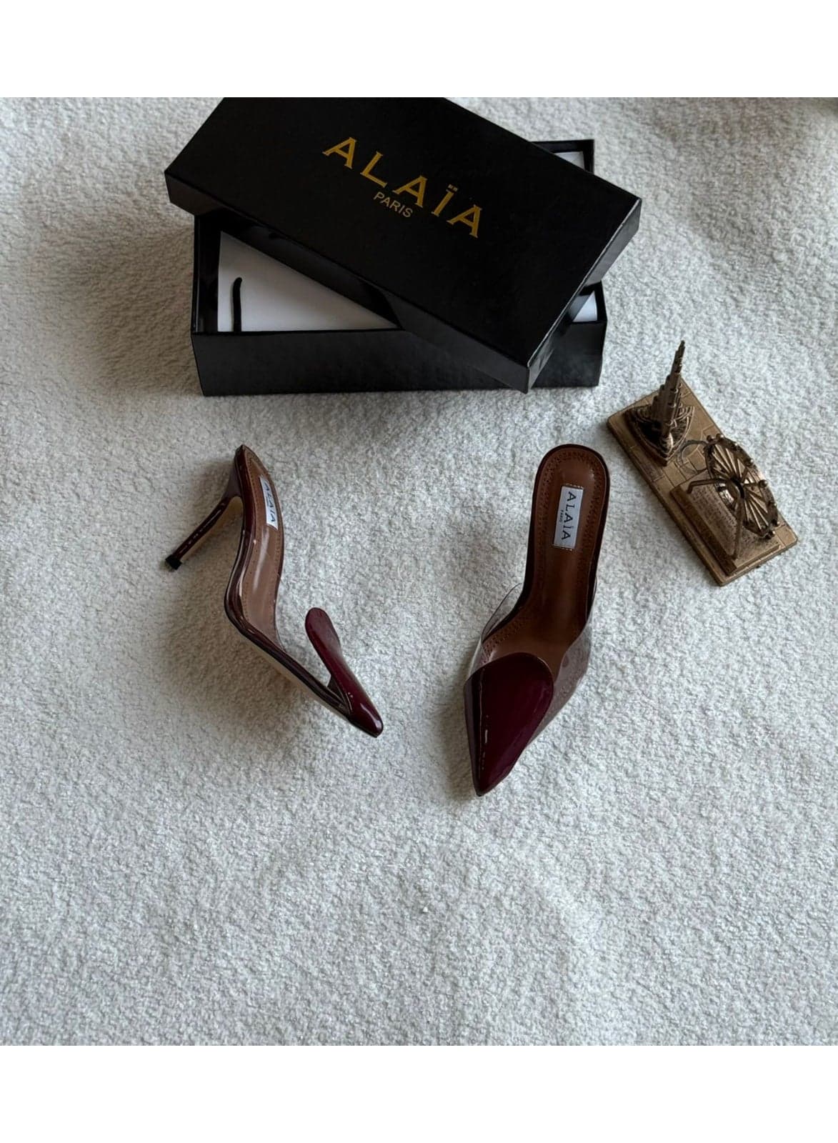 ALAIA Heels heart-shaped patent leather