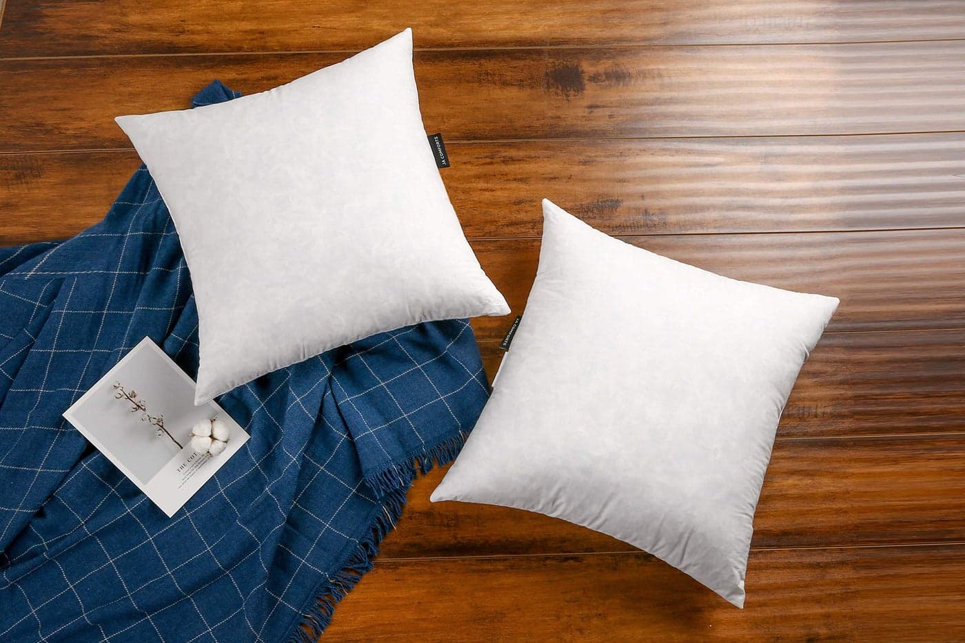 JA COMFORTS 2020 Premium Goose Down Feather Throw Pillow InsertsSet of 25 Down FillingHigh Filling Weight250 TC Cotton Cover Square White