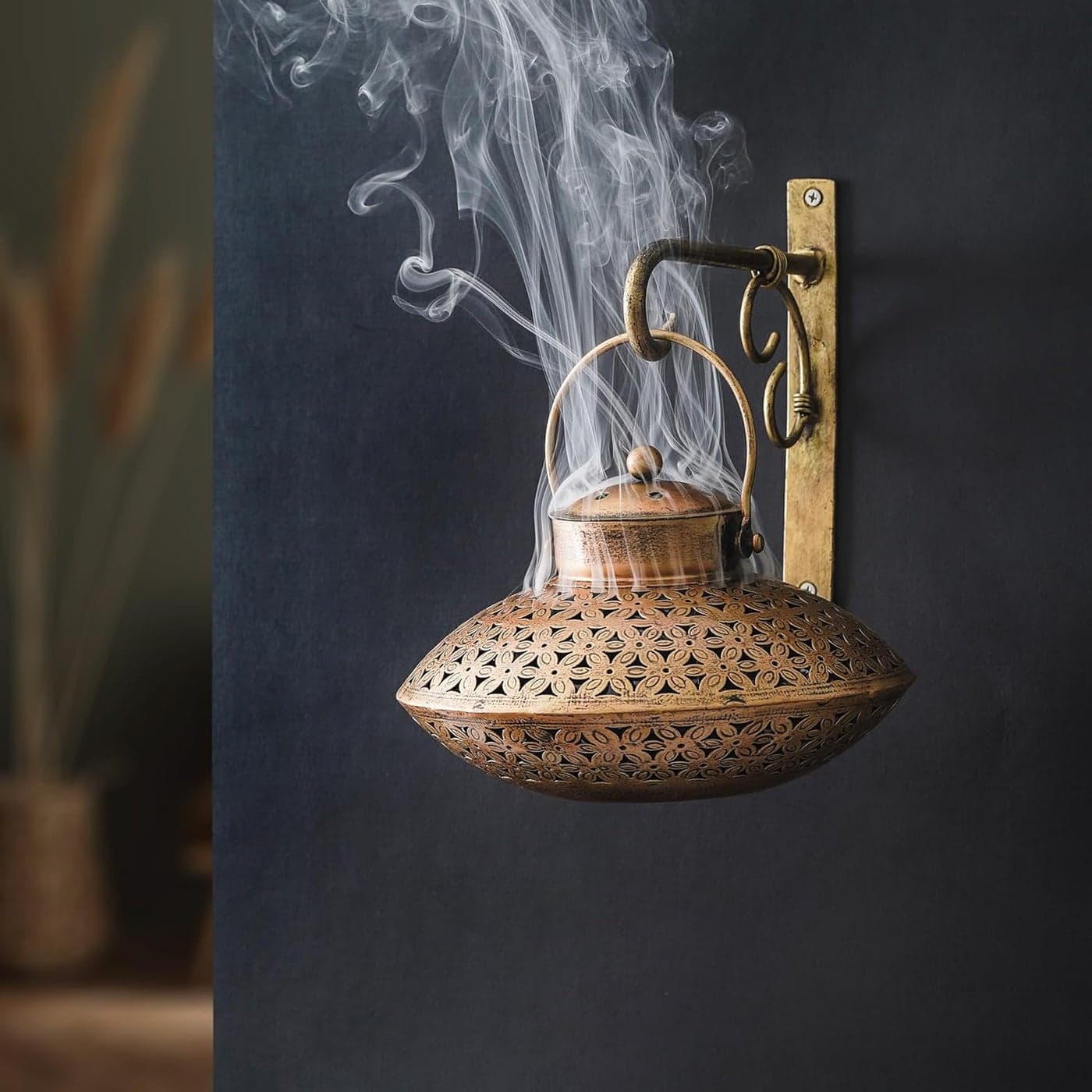 Sia Space Shopping Big Size Dhoop Tea Light Candle Holder Lantern Hanging DegchiDhuni Antique Gold Finish with Hanging Hook for Diwali Gifts Home Decoration Gifts Home Decor Office Table Top Drawing Room Living Room Puja Room Bedroom House Warming Gifts etc