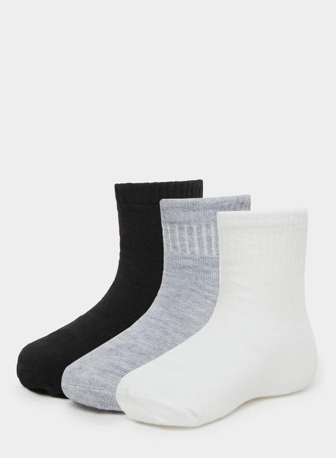 Styli Pack of 3 - Unisex Plain Socks