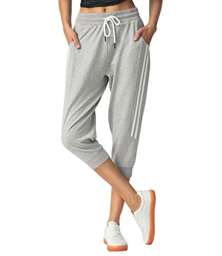 SPECIALMAGIC Women's Capri Pants Cropped Joggers with Pockets Elastic Waist Drawstring Capri Sweatpants Light Grey X-Large
