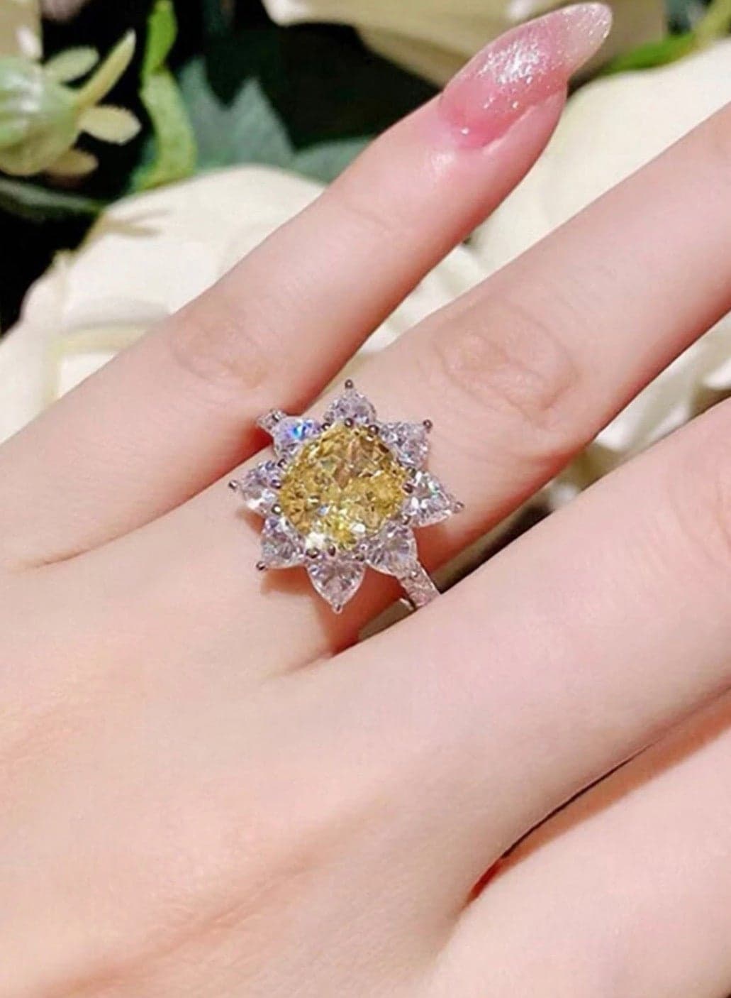 Elegant Zirconia Ring For Women Size 7