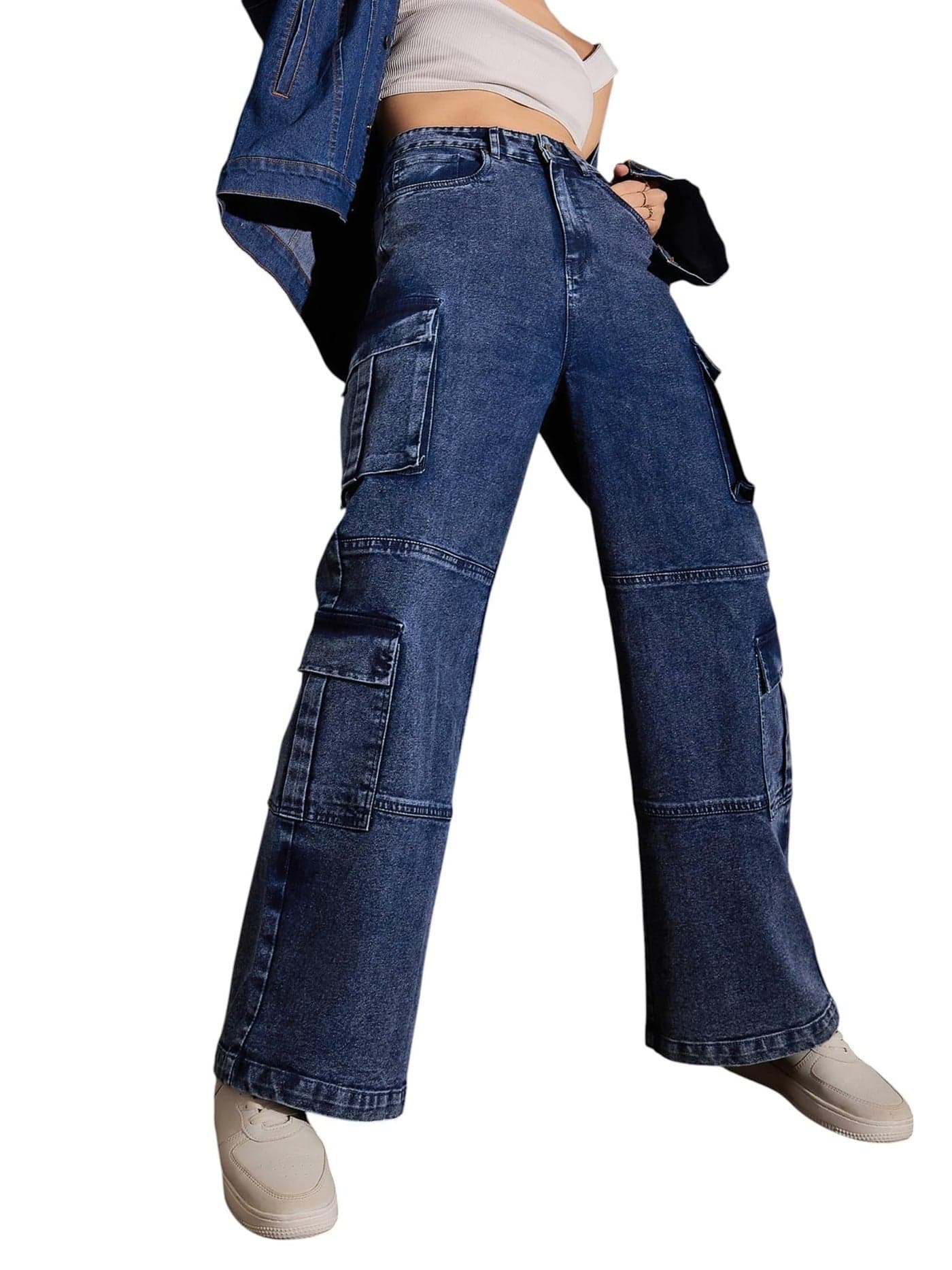 Washed Pockets Detail Jeans Blue