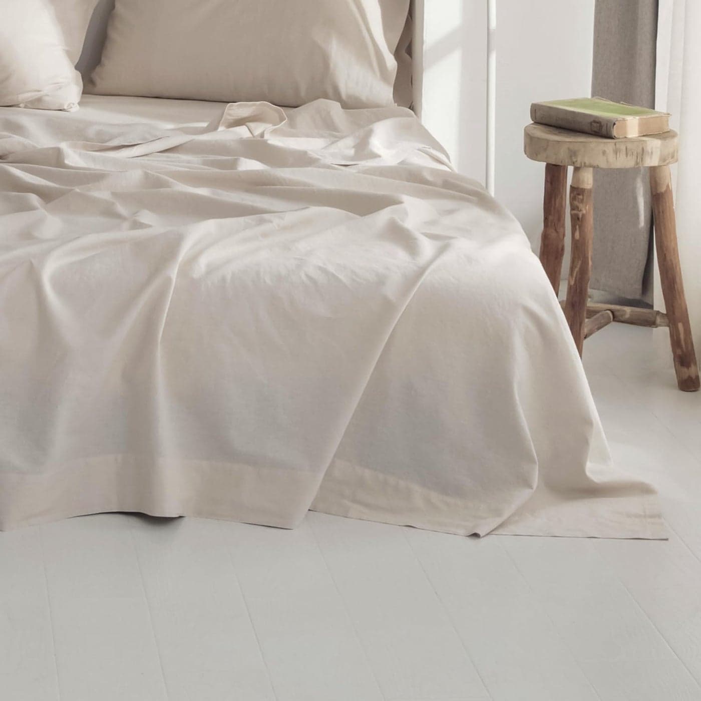 BISELINA Linen Sheet French Flax Flat Sheet Only 55 Euro Flax 45 Cotton Basic Style Solid Color Soft Breathable Farmhouse Top Sheet 1Piece Full Linen