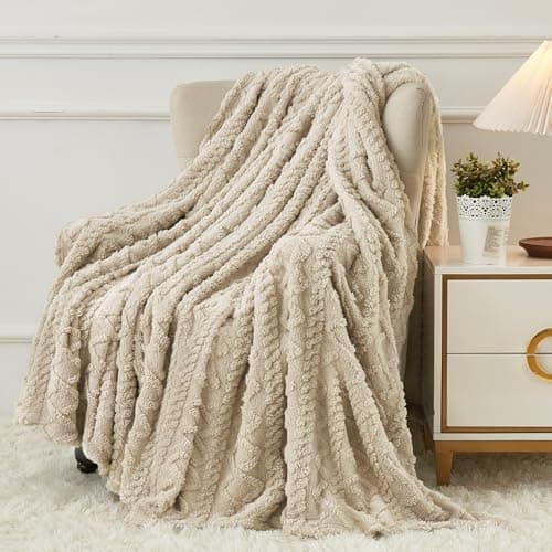 Aganear Polyester Throw Blanket - Cozy Soft Lightweight Fuzzy Throw Blanket for Women Portable Throw Blankets for Couch, Warm Present for Birthday, Christmas, Halloween, Housewarming(50"x60", Khaki)