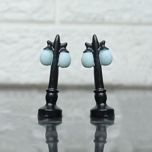 Wonderland Set of 2 Miniature Street Lights for Bonsai Decoration, Planter dŽcor, terrariums, Doll House