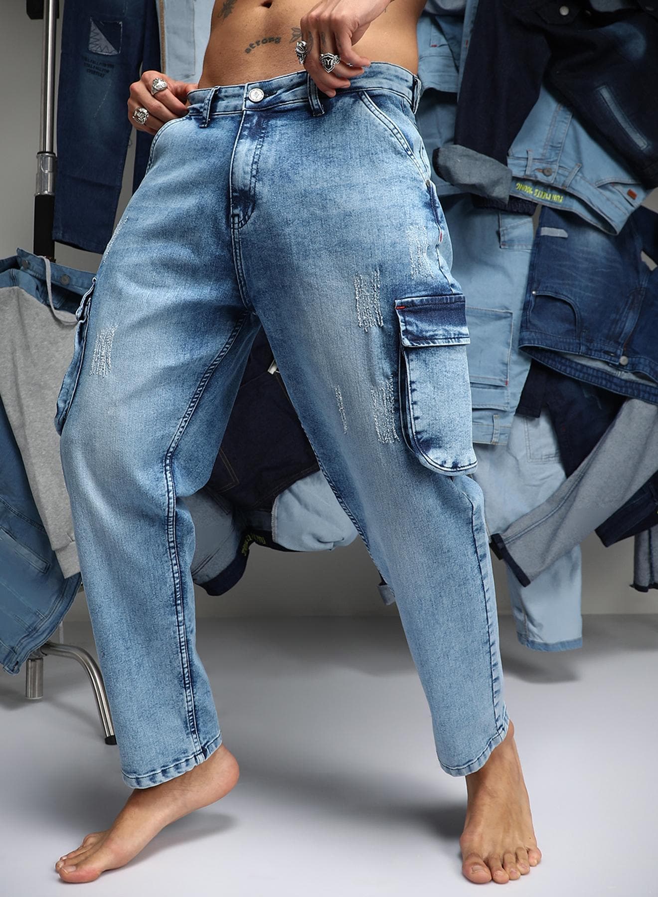 Men's Indigo Blue Straight-Fit Utility Denim Jeans For Casual Wear | Low-Waist | Medium-Wash | Button & Zip Closure | Denim Jeans Crafted With Comfort Wear For Everyday Wear