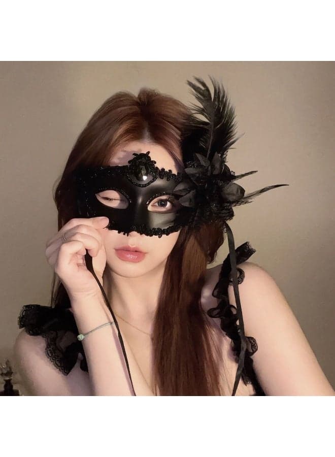 Women's Half-Face Lace Feather Mask for Masquerade Parties, an Elegant Costume Accessory.