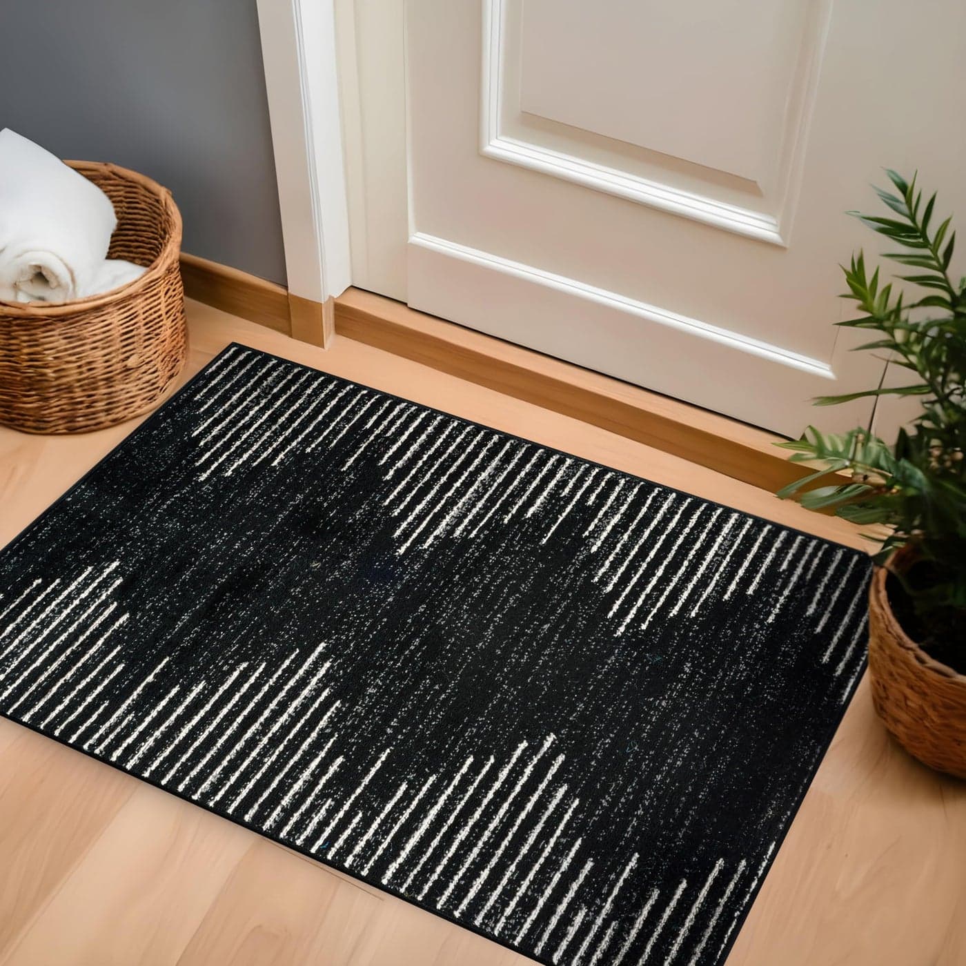 Rugshop Bohemian Stripe Stain Resistant High Traffic Living Room Kitchen Bedroom Dining Home Office Area Rug 2 x 3 Black