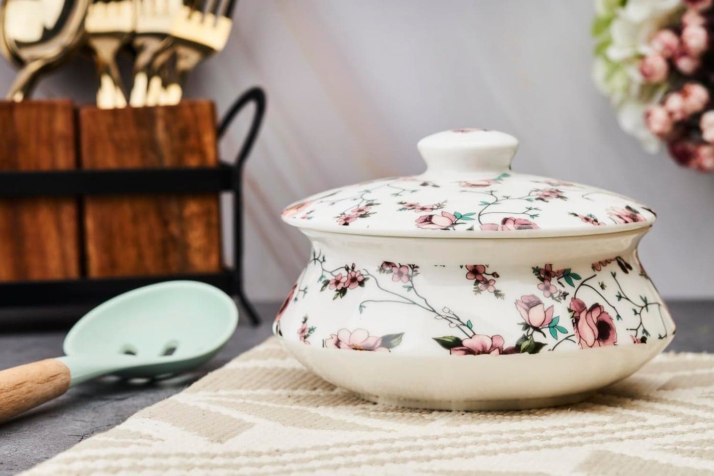 GOLDEN QUEEN'S Handi Bowl with Lid - Set of 1 Small Handi (400 ml) | Microwave Safe - Perfect for Everyday Use & Gifting - Soft Rose Trail