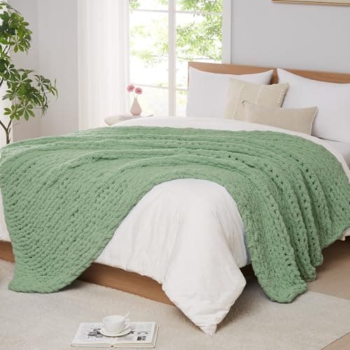 LAGRATY Chunky Knit Blanket Throw Soft Chunky Throw Blanket 50x60 100 Hand Kintted Chenile Crochet Throw Blanket for Couch Large Cable Knit Chunky Blanket for Home DecorSage Green