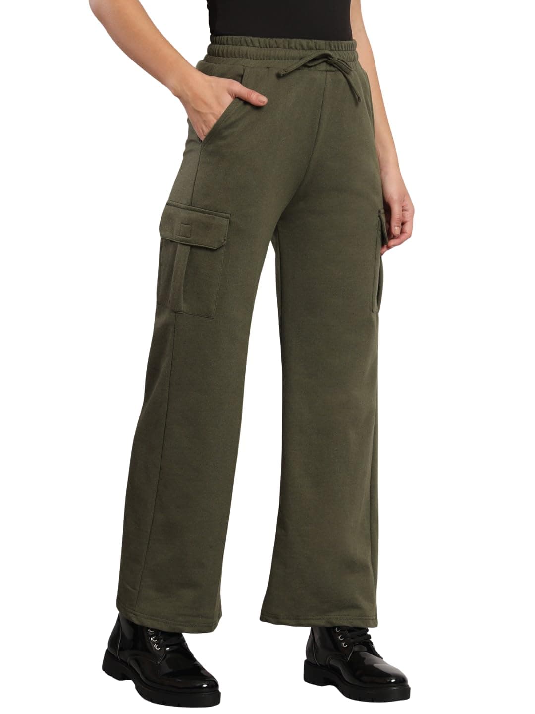 Q - RIOUS Women's Cargo Style Flared Trouser (Olive_30)
