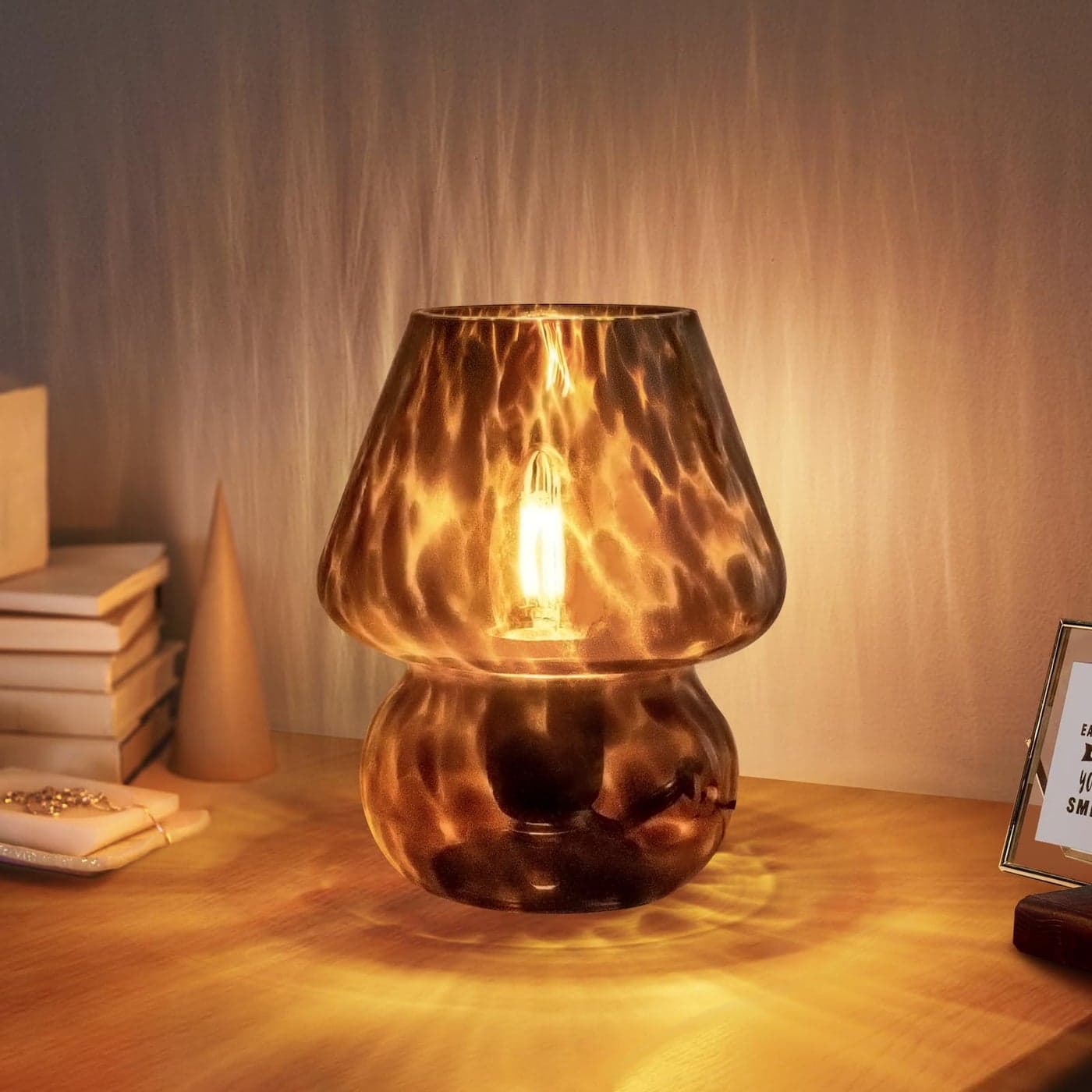 ONEWISH Mushroom Lamp Small Vintage Table Lamp for Bedroom Nightstand Bedside Lamp Translucent Glass Stepless Dimmable Murano Aesthetic Home Decor for Living Room KitchenBlack