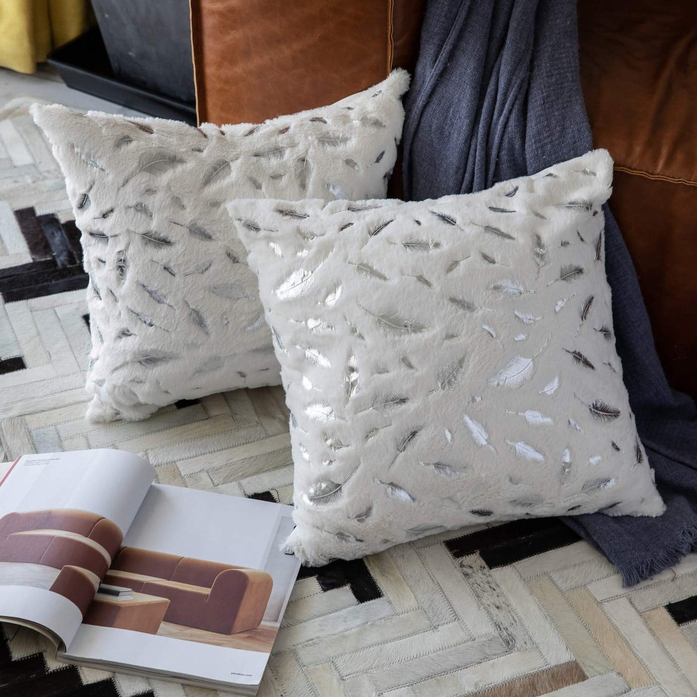 OMMATO Throw Pillows Covers 18 x 18Set of 2 White Fur with Silver Leaves Soft Throw Pillows for Couch BedAccent Home Decorative Square Cushions Cases Shams Pillowcases Farmhouse45 x 45 CM