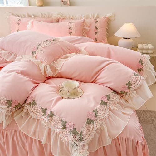 MOOWOO Pink Bedding-Flower Chic Ruffle Lace Bedding Set 3 Piece Comforter Queen Duvet Cover with Zipper Closure,Coquette Room Decor for Girls Room