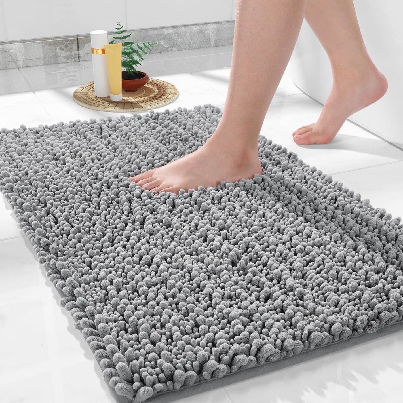 Yimobra Bathroom Rug Mat 24 x 17 Extra Soft Non Slip Absorbent Water Bath Rug Quick Dry Machine Washable Chenille Shaggy Shower Mat Bath Mat for Bathroom Floor Home Decor Accessories Grey