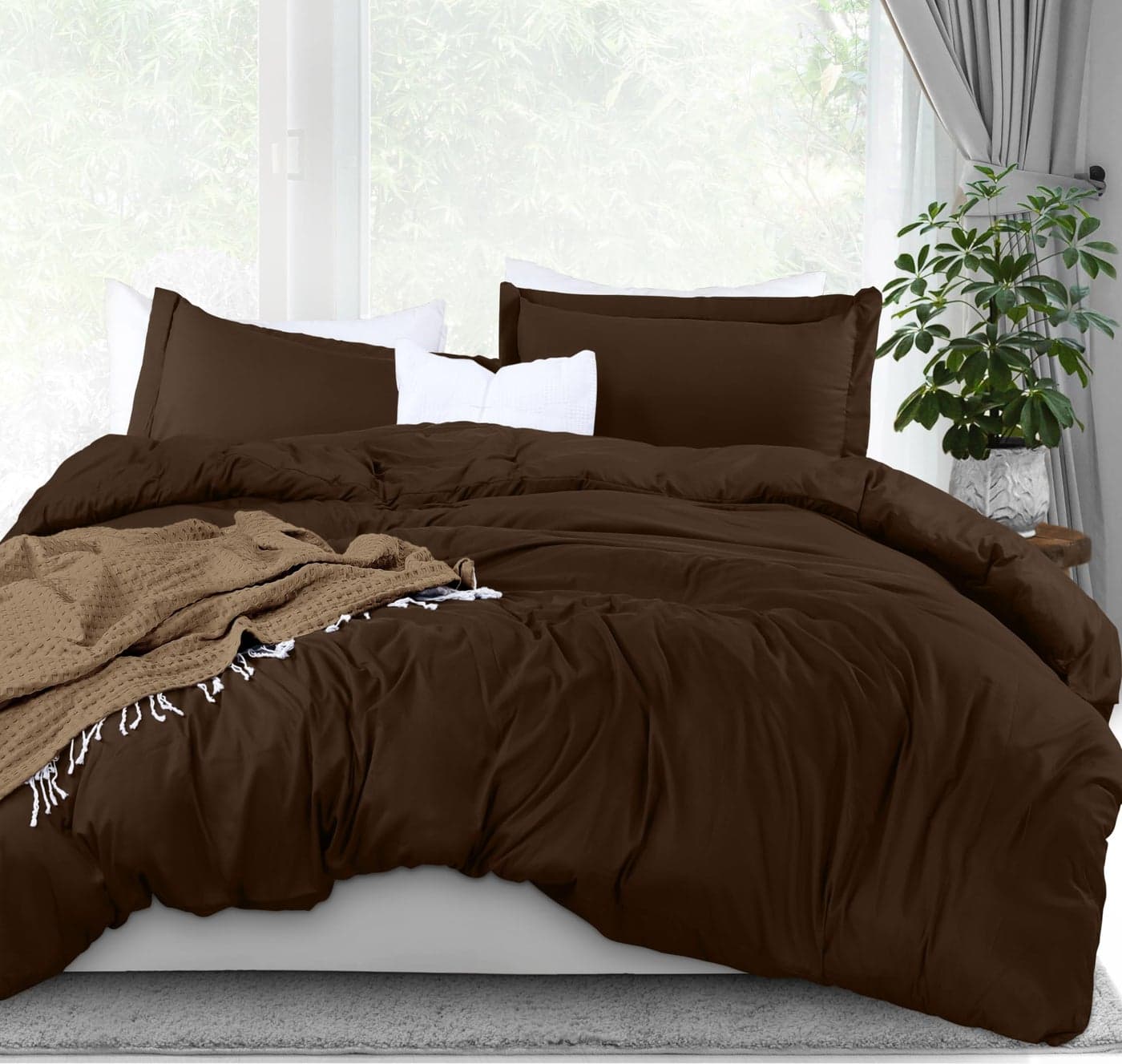 Utopia Bedding Duvet Cover King Size - 1 Duvet Cover with 2 Pillow Shams - 3 Pieces Bedding Duvet Cover with Zipper Closure - Soft Brushed Microfiber, 104 X 90 Inches (King, Brown)