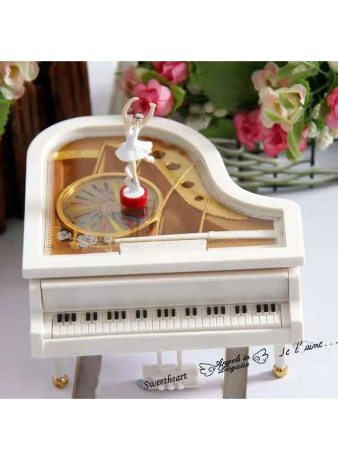 Advanced European Classical Children's Mini Piano Music Box Sky City Music Box Rotating Dance Ballet-Color:2012 Trumpet Piano With Girl-Size:Gift Packaging