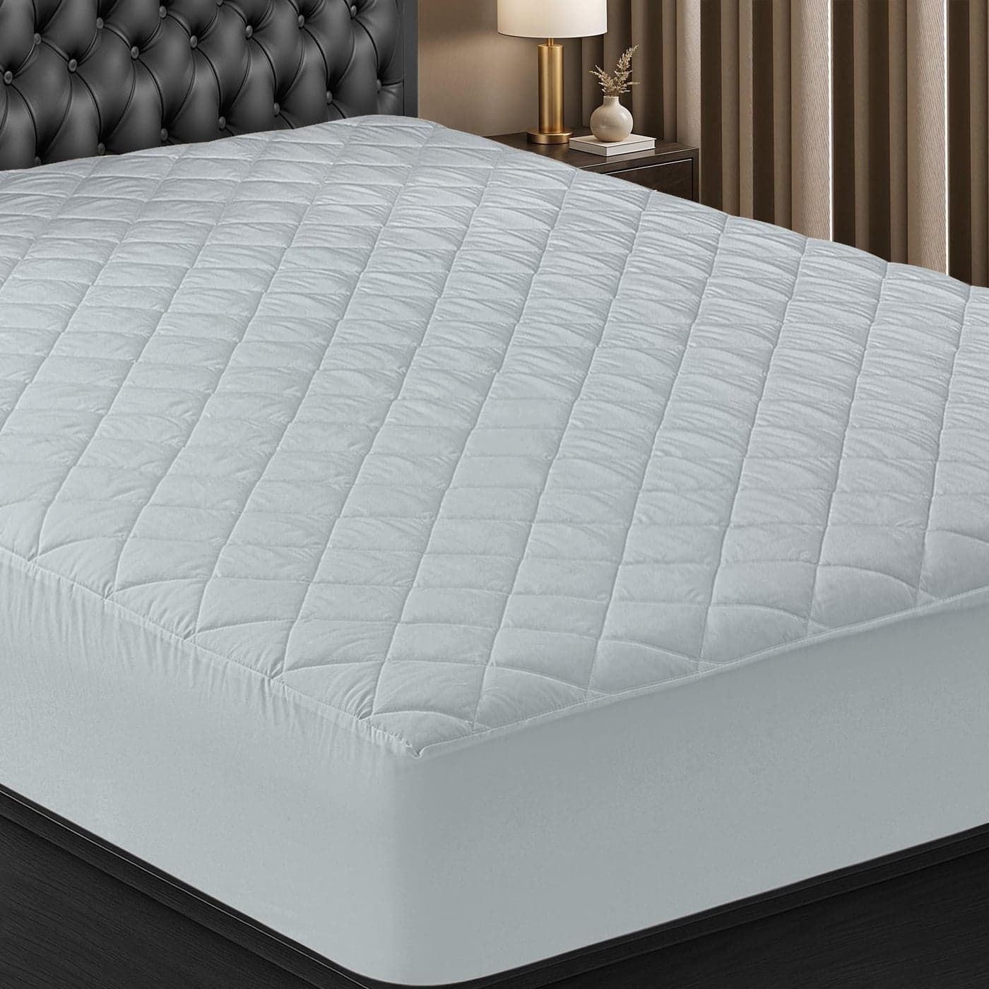 Utopia Bedding Quilted Fitted Mattress Pad Queen Size Elastic Fitted Mattress Topper Protector and Cover Stretches up to 16 Inches Deep Machine Washable Light Grey