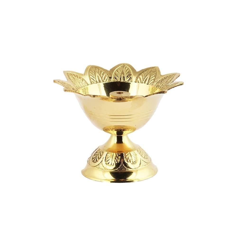 Shubhkart Brass Oil Lamp for Puja Burner Diya for Diwali Pooja Indian Pooja Oil Lamp Golden Diya Lamp 3 Devas Diya Engraved Floral Design