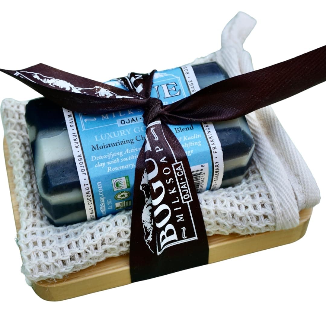 Goat Milk Soap Giftset Chiefs Peak Blend No21 with Activated Charcoal to remove toxins Kaolin Clay balances with Soothing Essential oils Cedarwood Rosemary Frankincense Sisal cloth Tray