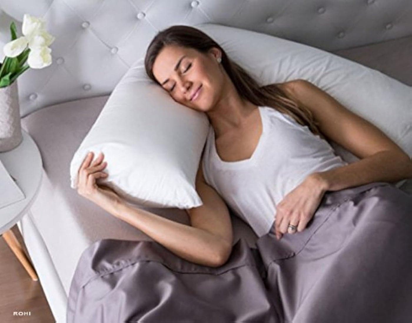 PUM PUM Orthopaedic V Shaped Support Pillow Includes Complimentary Cream Pillow Case Free - Ideal for Nursing, Maternity and Pregnancy,White