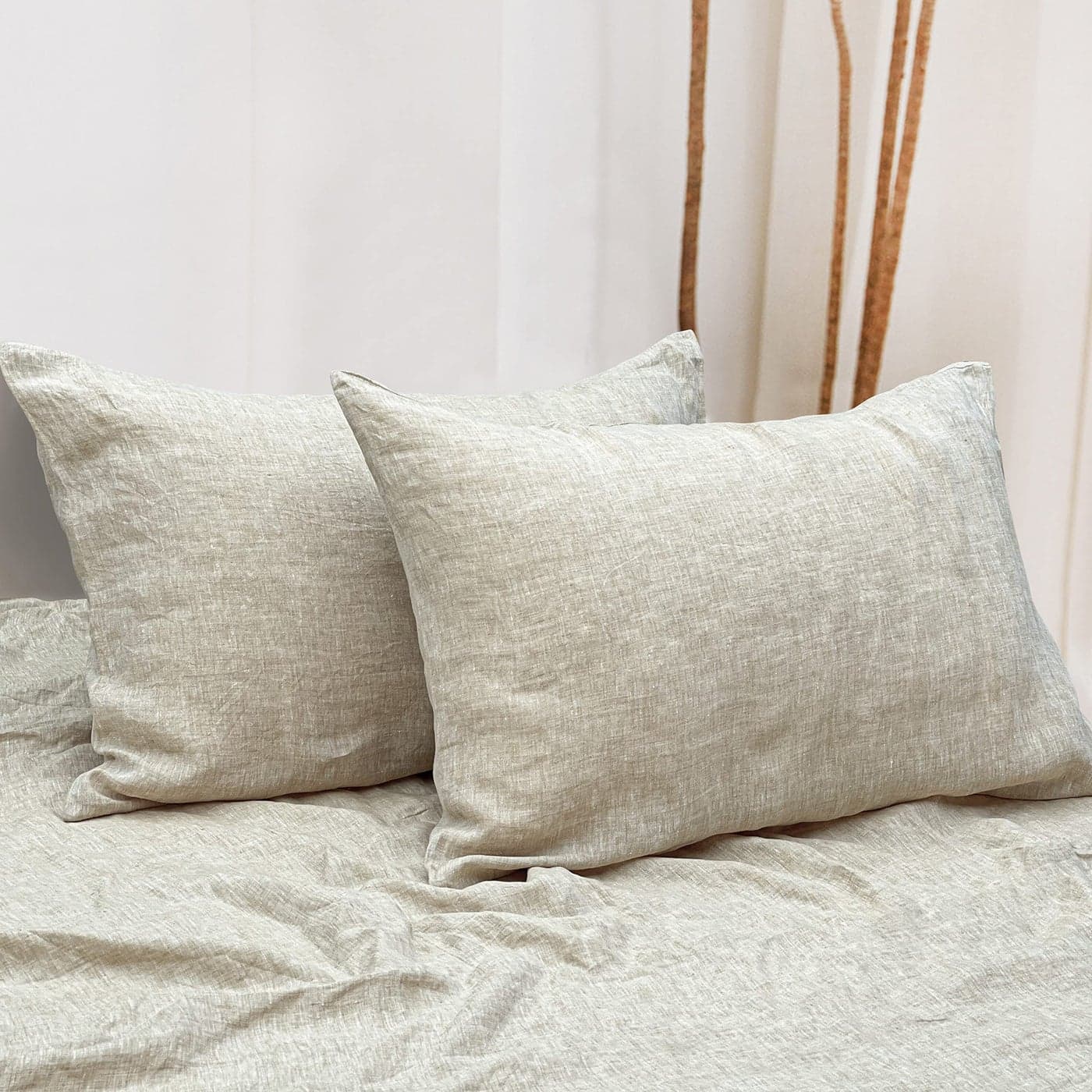 NTBAY French Linen Pillow Cases Yarn Dyed 2 Pack 100 Linen Standard Pillowcases Breathable and Cooling Washed Pillow Cases with Envelope Closure 20x26 Inches Natural Linen