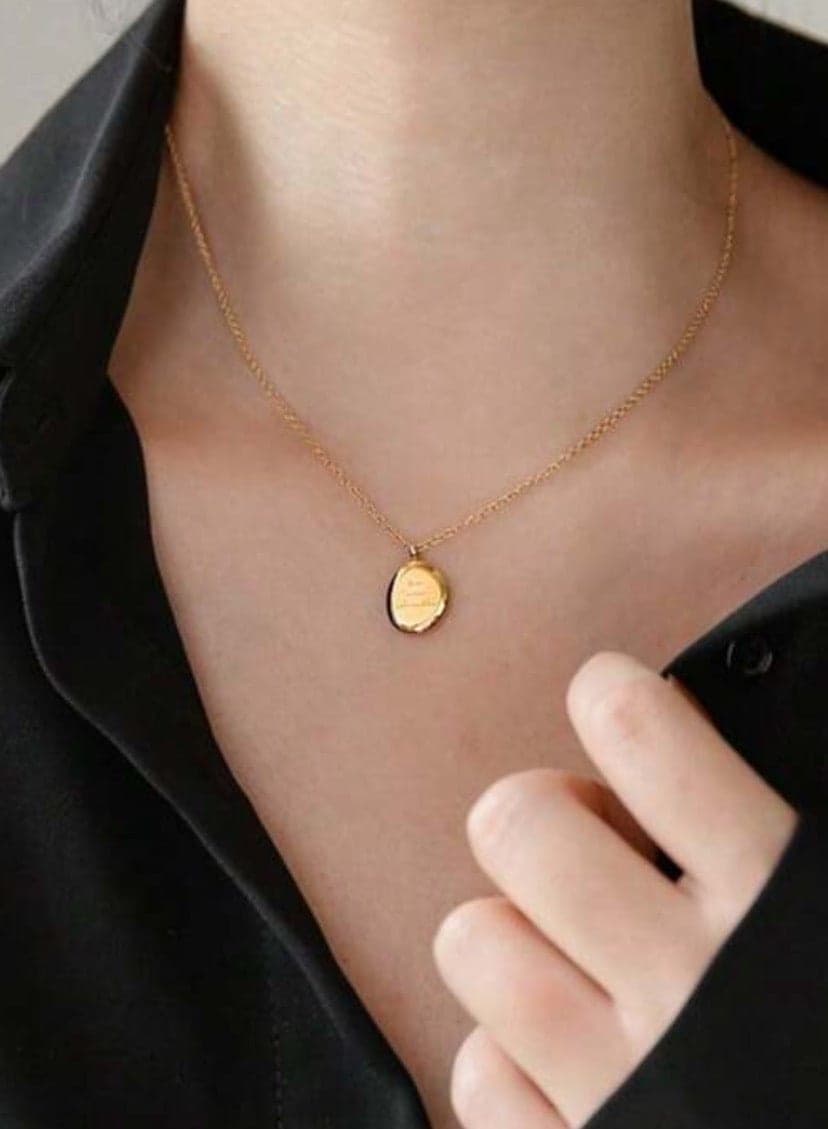 Elegant Women’s Necklace Made Of Stainless Steel Coated With Gold In A Modern And Chic Design