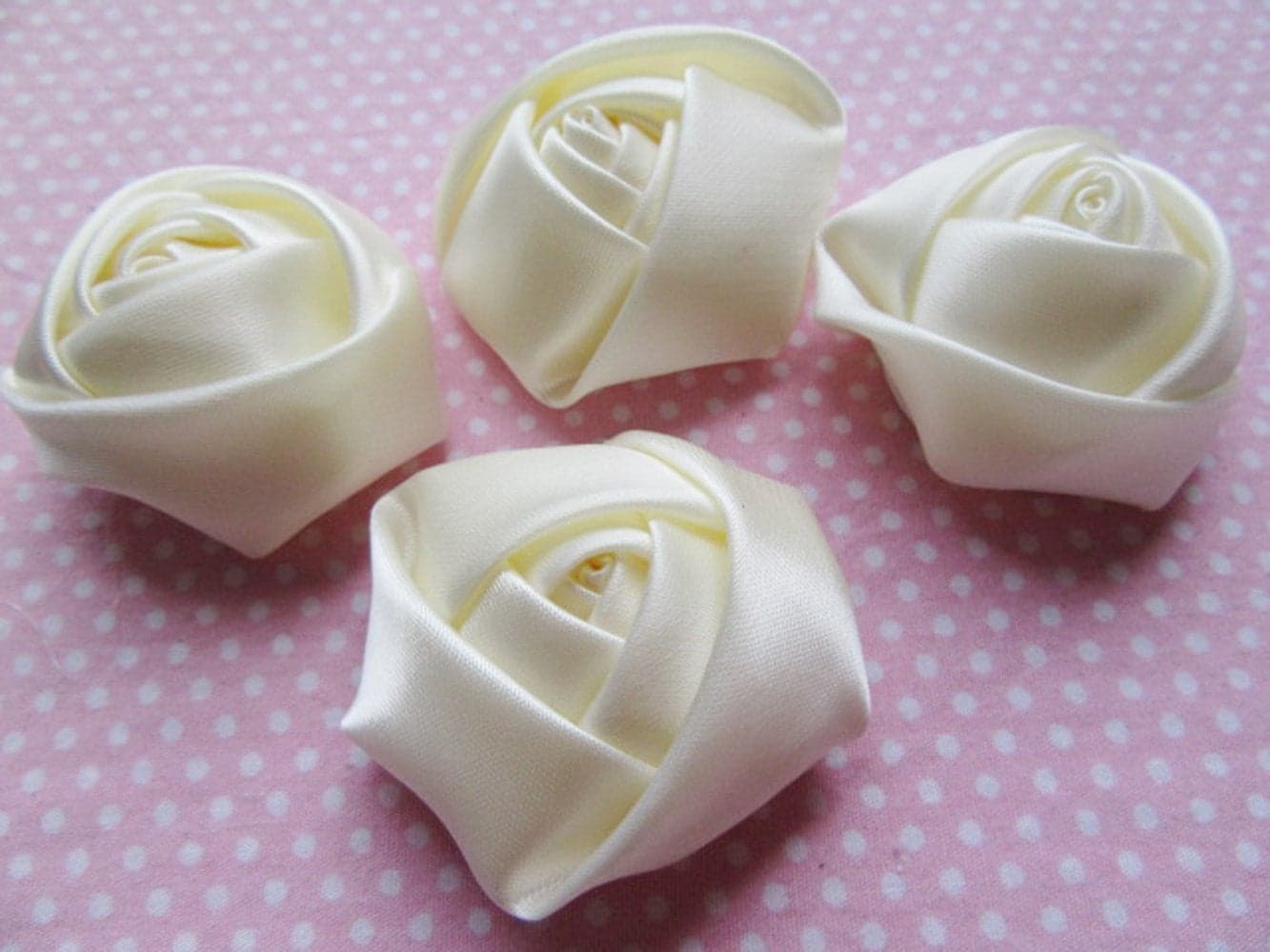 YYCRAFT Pack of 30 Satin 4d Rose 15 Craft Wedding BrideIvory