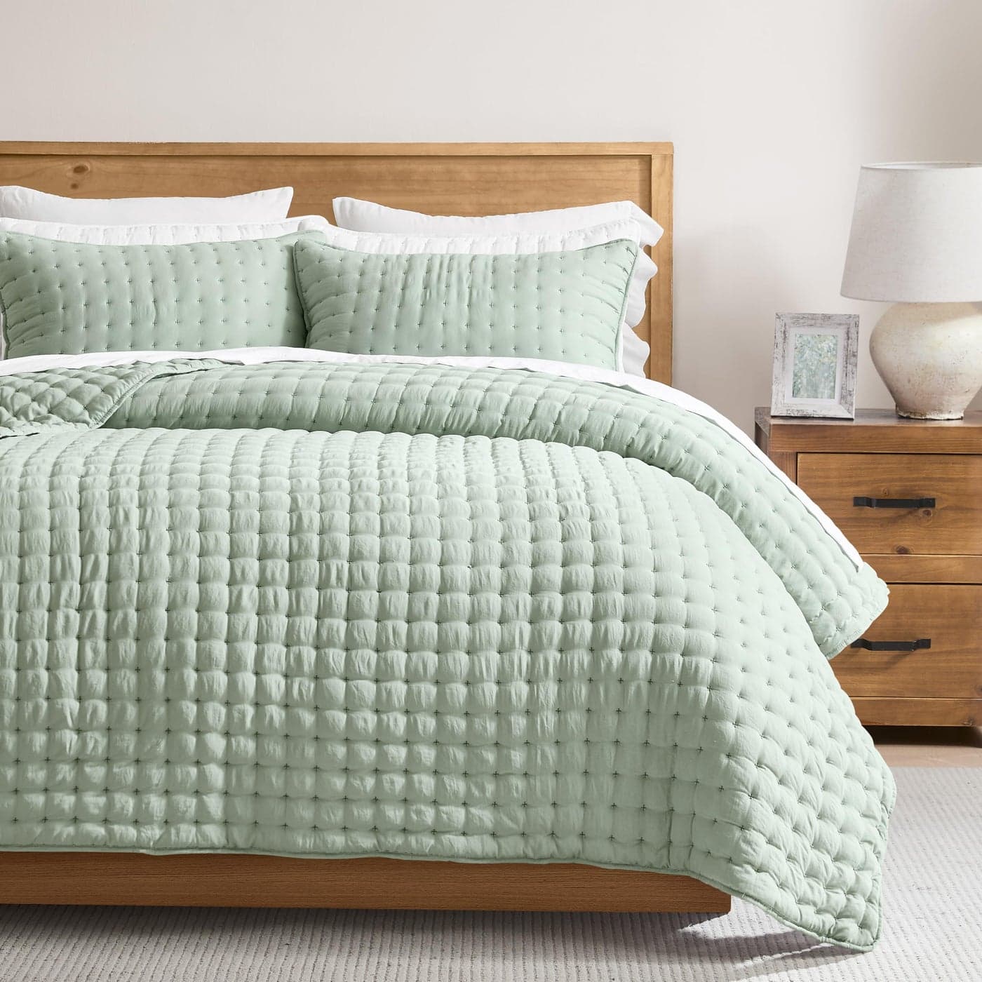 WDCOZY Sage Green California Oversized Cal King Size Quilt Bedding Sets with 2 Pillow Shams Lightweight Soft Bedspread Coverlet Bed Cover for All Season 3 Pieces 116x106 inches