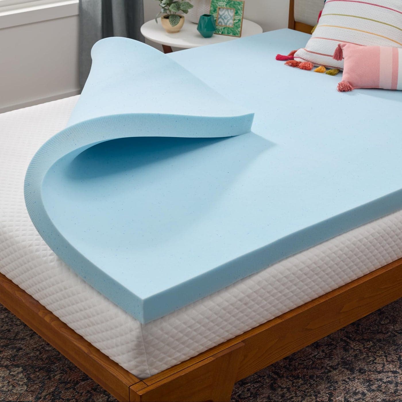 LINENSPA Memory Foam Mattress Topper 3 Inch Gel Infused Memory Foam Plush Feel Cooling and Pressure Relieving CertiPUR Certified Dorm Room Essentials Queen Size