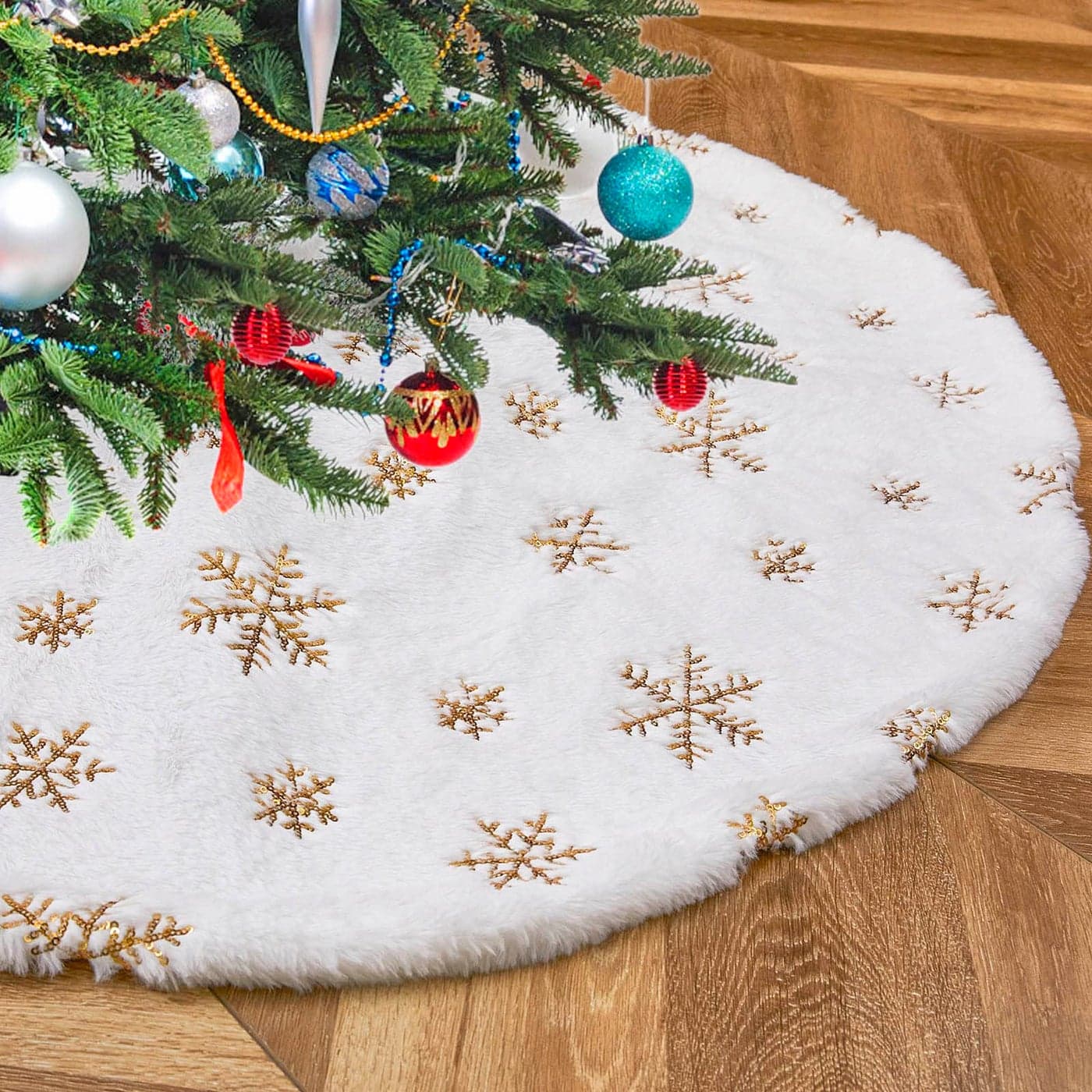 White Christmas Tree Skirt Faux Fur Tree Skirt Sequin Tree Carpet 24inch Gold Glitter Tree Skirting Double Layers for Party Xmas Holiday Party Decorations Round Tree Skirt Mat