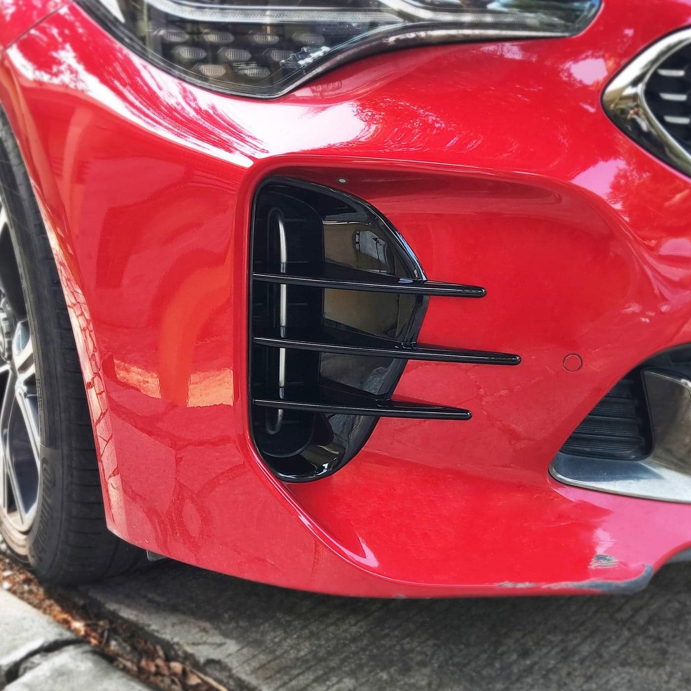 YOUTOOCAR 2PCS Front Fog Light Trim Covers Compatible with Kia Stinger 20182023 Accessories Glossy Black Front
