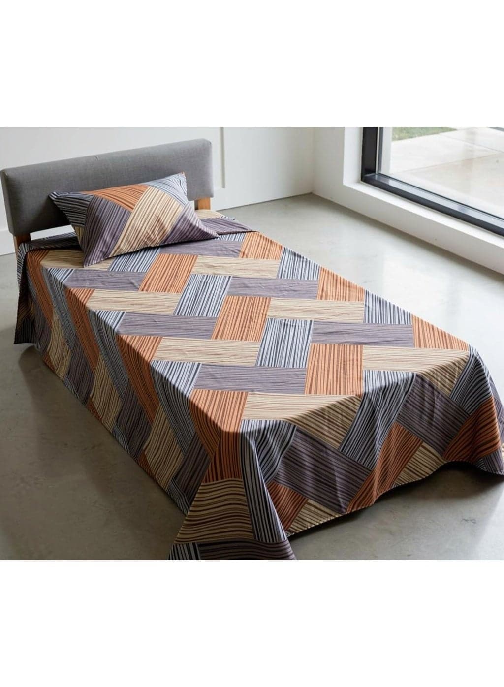 Single size Cotton Blend Flat Bedsheet Set 144 Thread Geometric Striped Design 130x240 cm