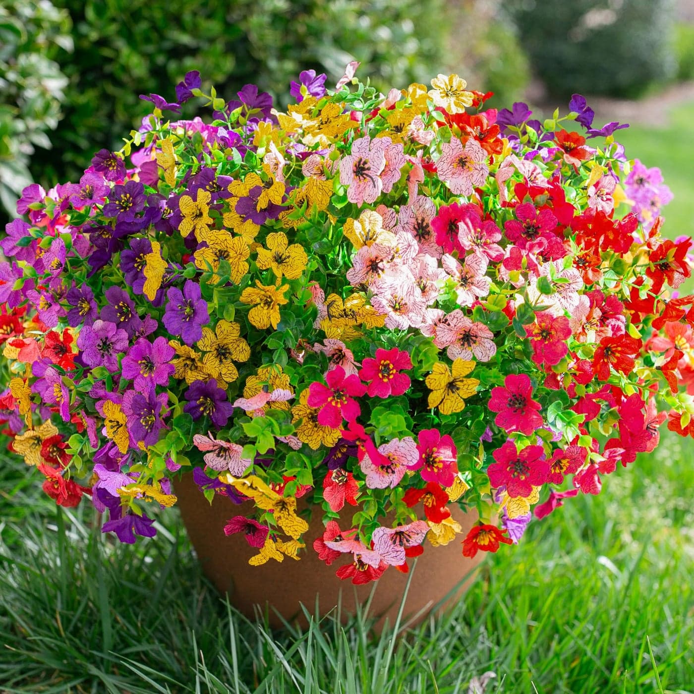 florisso Artificial Fake Plants Flowers for Outdoor Decoration 12 Bundles Faux Silk Daisy Look Real UV Resistant for Outside Home Porch Patio Planter Decor